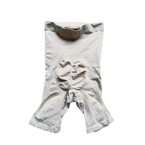 SKIMS Maternity Sculpting Mid Thigh Short S/M Beige Nude Seamless Shapewear - Picture 3 of 5